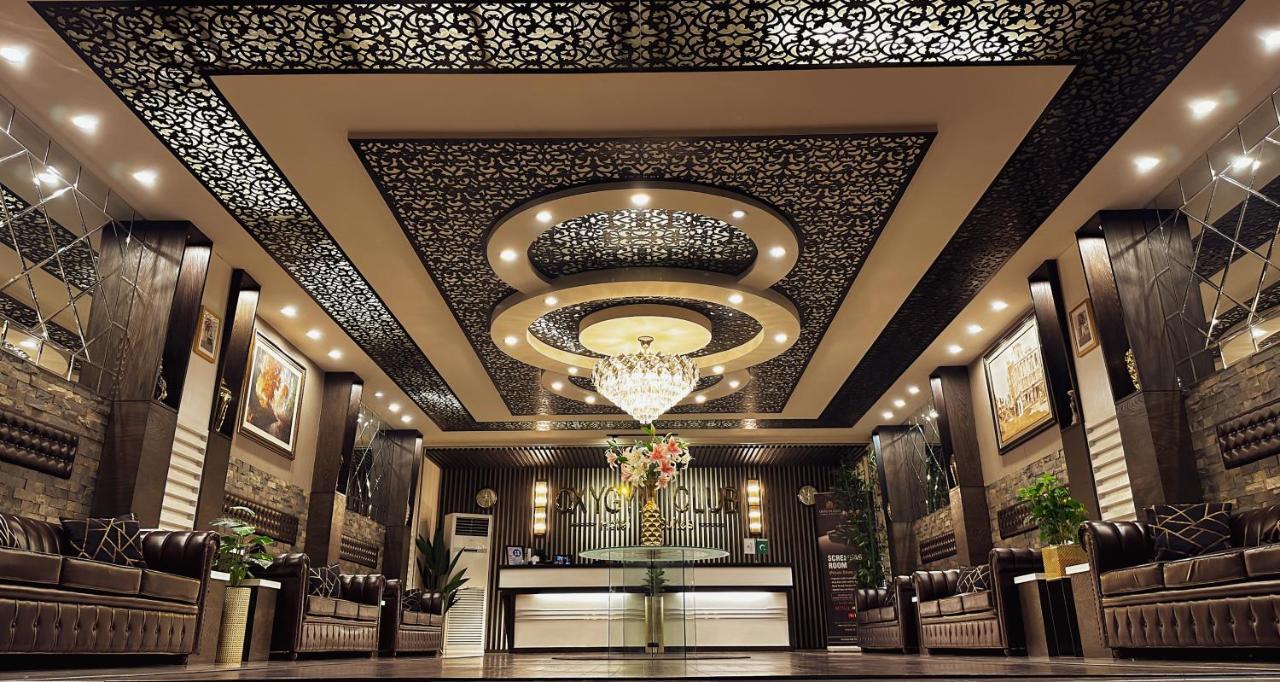 Oxygym Club Hotel & Suites Faisalabad Esterno foto